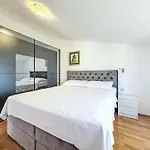 Prázdninový dům Maja By Interhome Maslenica