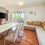 Prázdninový dům Maja By Interhome Maslenica