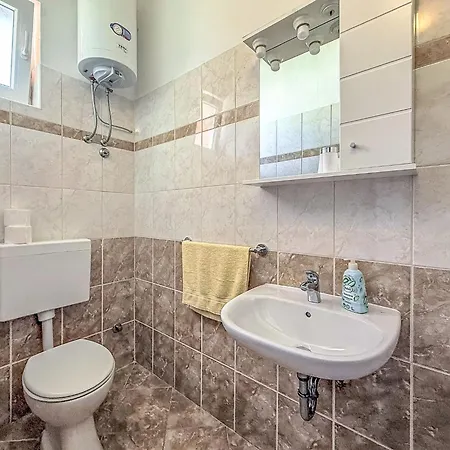 Maja By Interhome Tatil Evi Maslenica